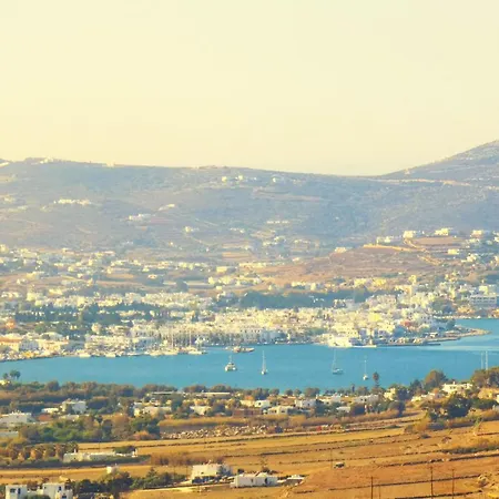 La Casa Dei Gatti Paros Bed & Breakfast