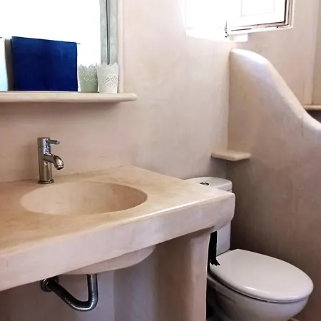 La Casa Dei Gatti Paros Kalami (Crete)